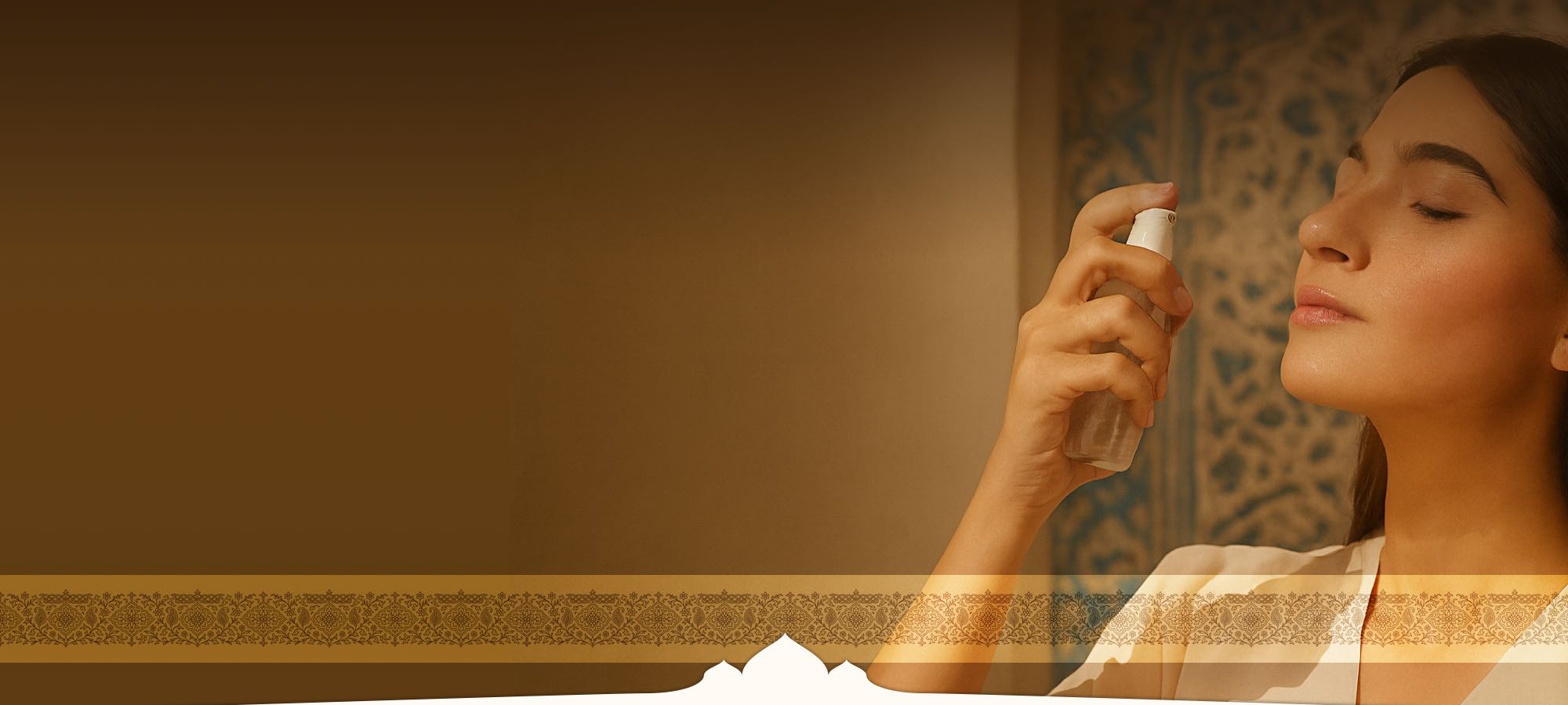 Sharmina Persian skincare and wellness gifts inspired by ancient Persian beauty rituals – natural rosewater, botanicals, and luxury self-care.